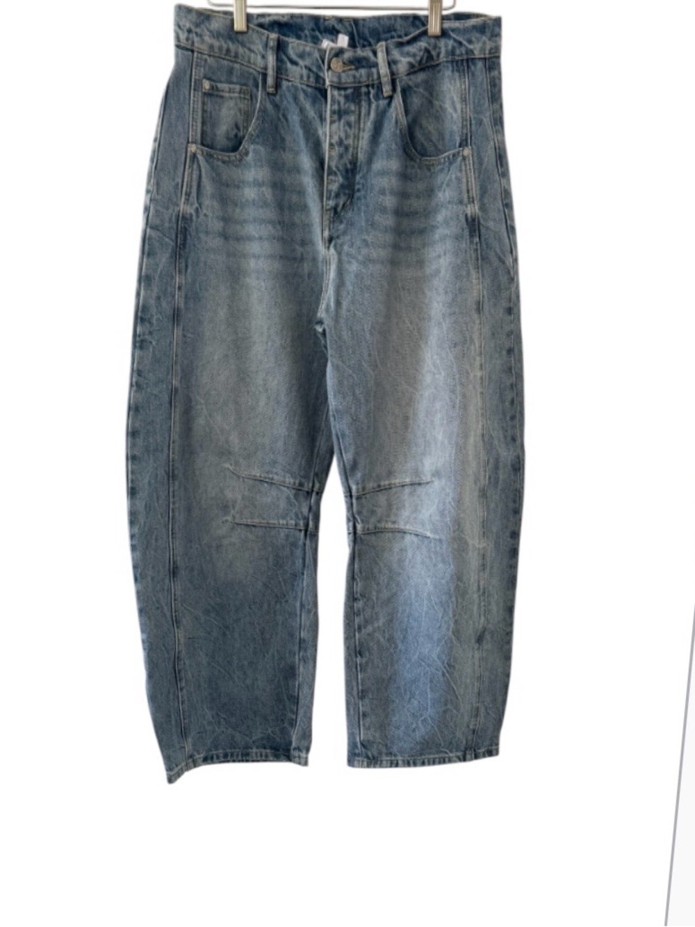 eesome Barrel Horseshoe Denim Jeans Curved Leg in Faded Blue Wash